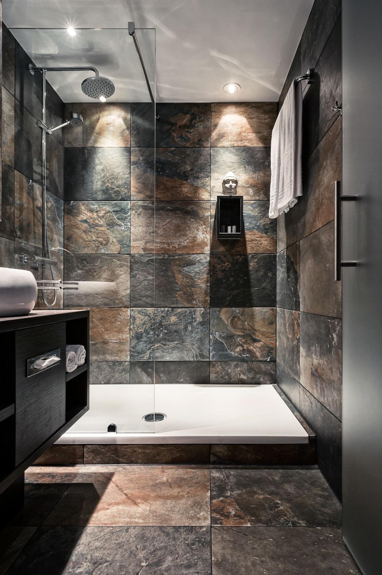 Hotel M 4*